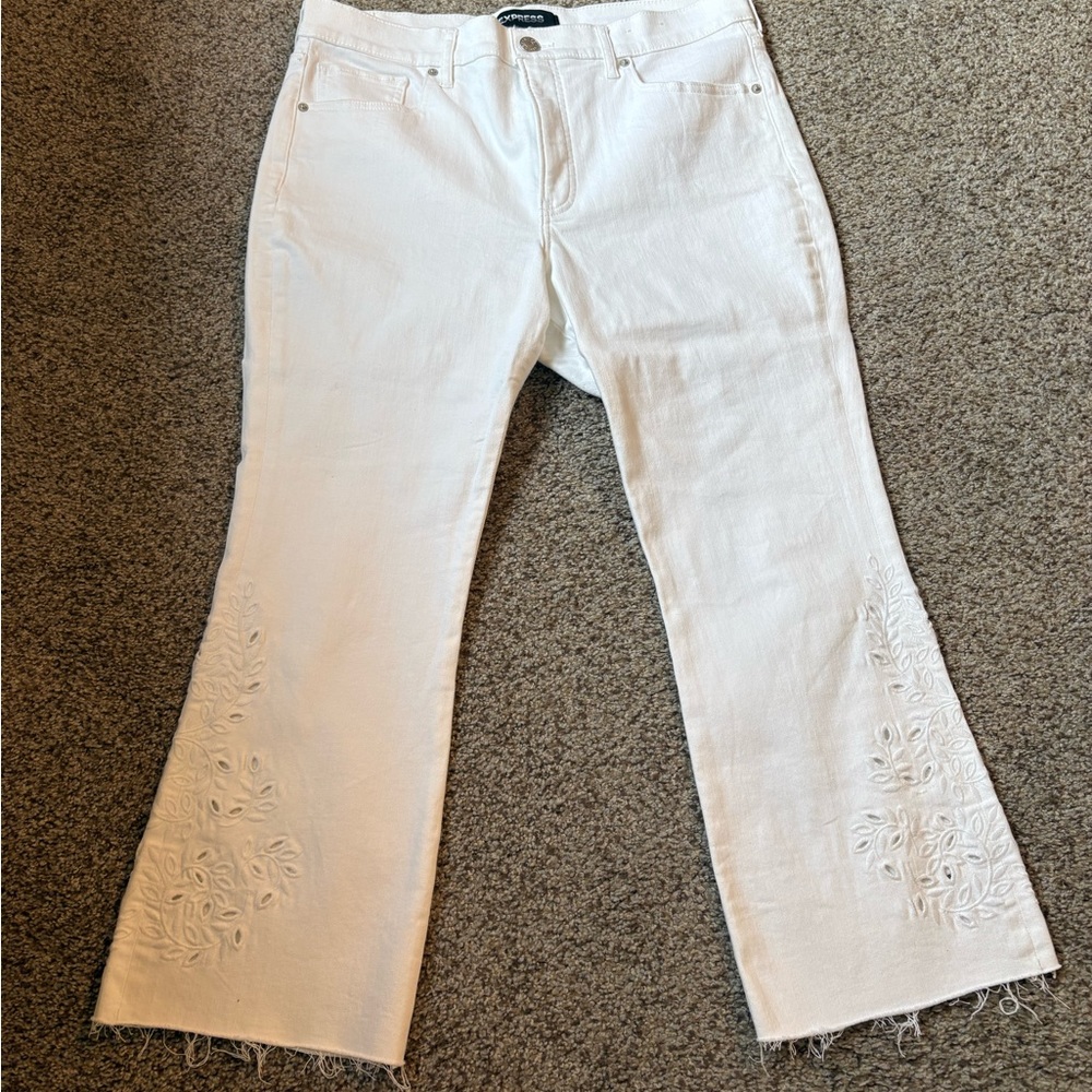 White Embroidered Women's Jeans